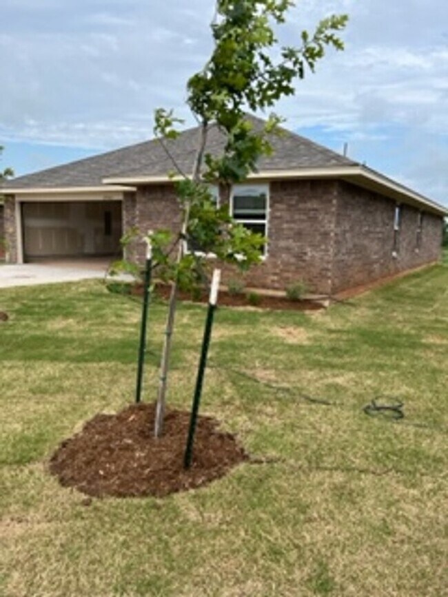 Building Photo - 19545 Conway Dr