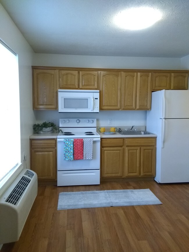 Glenwood Apartments 9451 Happy Valley Rd Cave City KY 42127