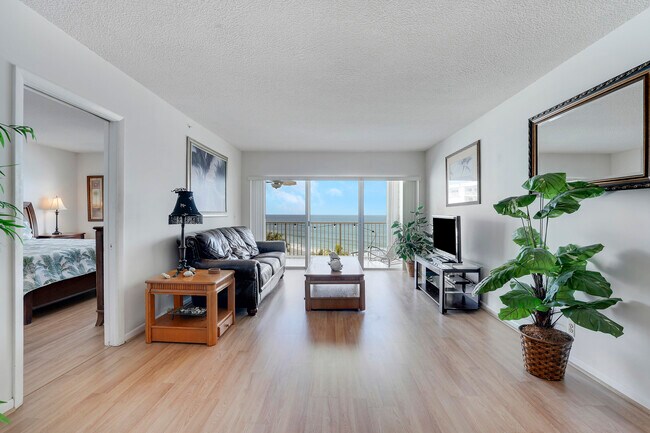 Building Photo - 3101 S Ocean Blvd