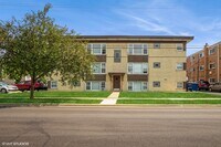 Building Photo - 9791 Ivanhoe Ave