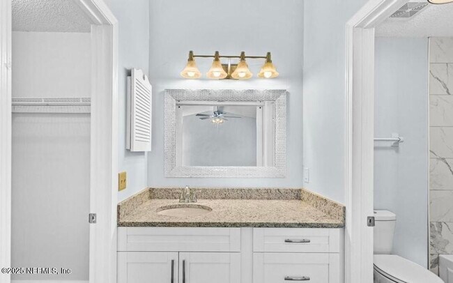 Building Photo - 10959 Peppermill Ln