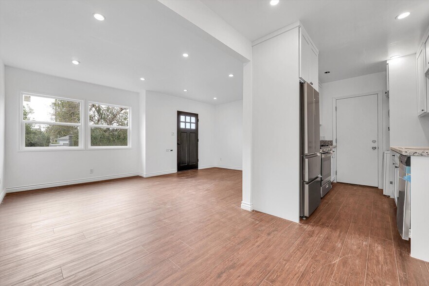 Building Photo - 4078 Alla Rd