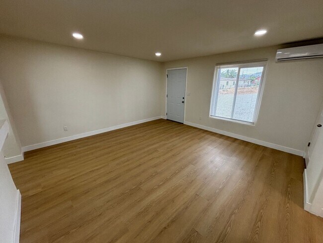 Building Photo - 24339 Myers Ave