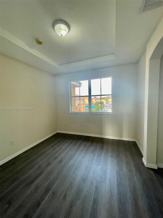 Building Photo - 24343 SW 109th Ave