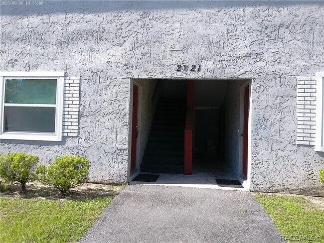 Building Photo - 2321 Carter St