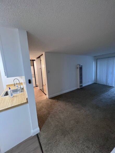 kitchen/living room - 2077 Washington Avenue