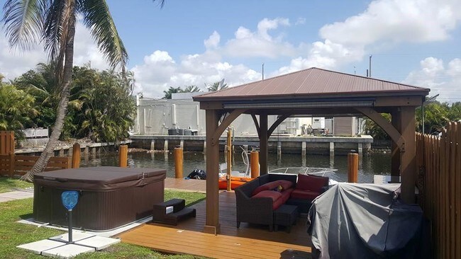 Building Photo - 2721 Sherman St