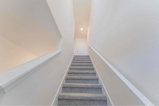 Building Photo - 654 Moscato Dr