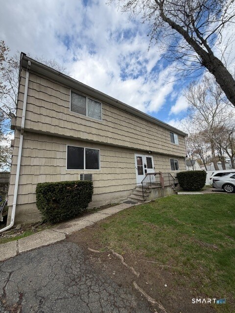 Building Photo - 53 1/2 Glenwood Ave