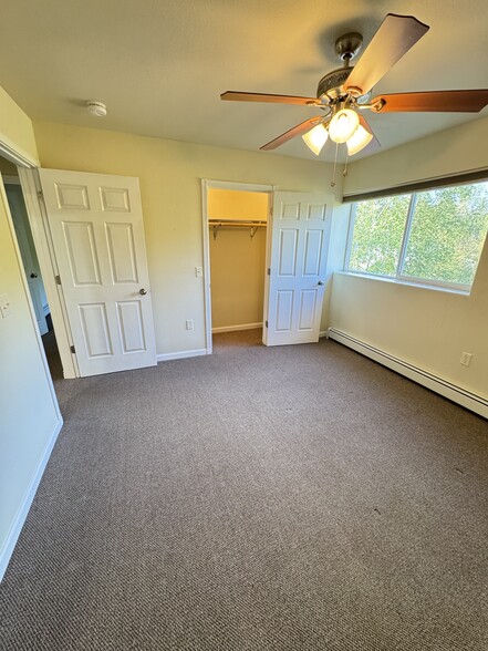Building Photo - 2681 Mockler Ave