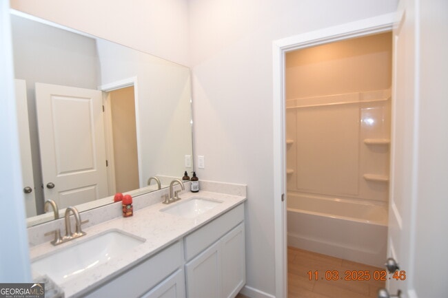 Building Photo - 213 Collin Nicholas Dr