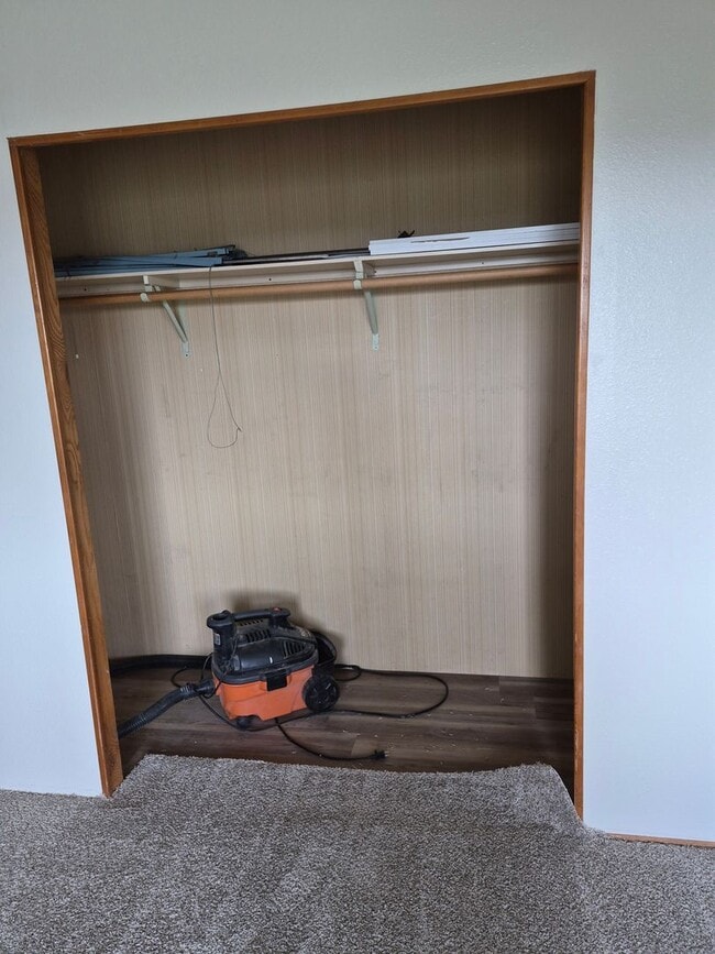 Building Photo - 3 bed/ 2 bath Country Home in California Pines