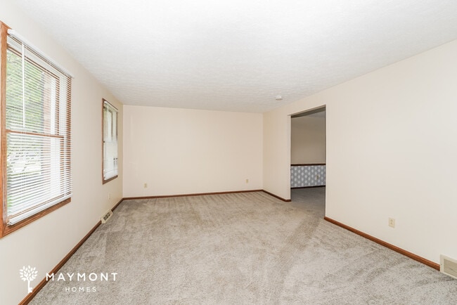 Building Photo - 5618 Severn Cir NW