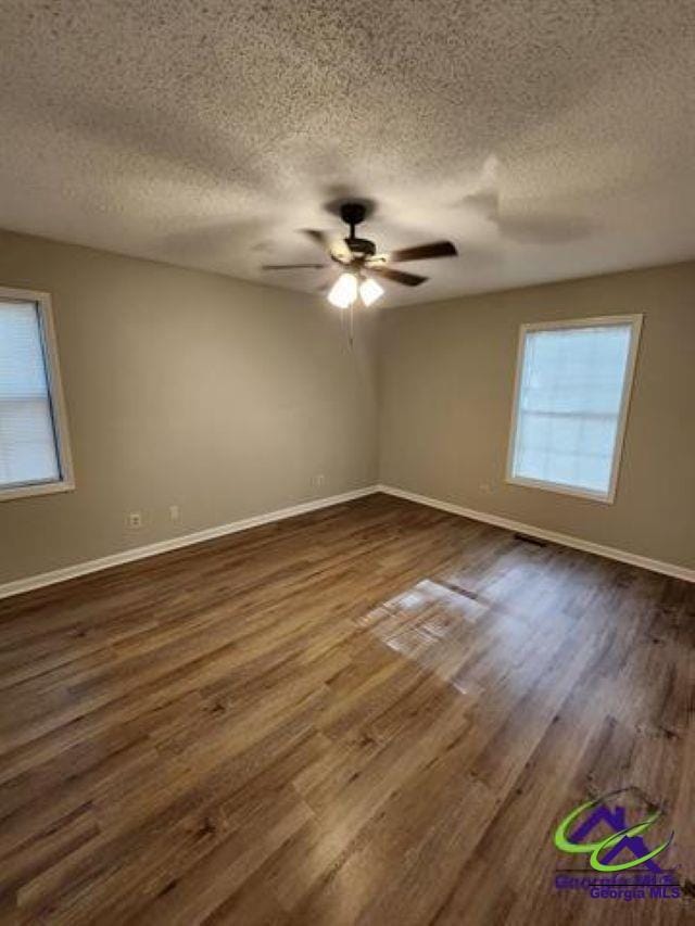 Building Photo - 117 Joy Dr