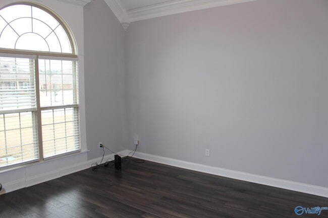 Building Photo - 104 Talia Dr