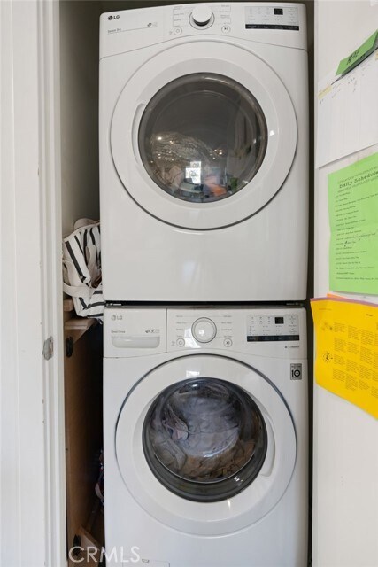 Building Photo - 7901 Flight Ave