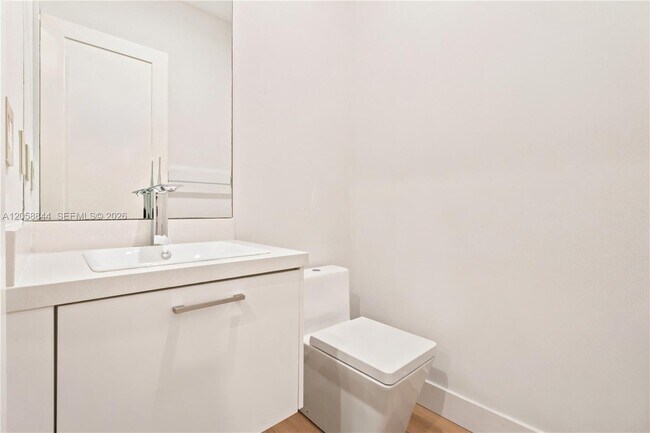 Building Photo - 5080 NW 84th Ave