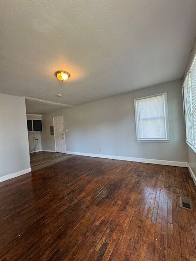 Building Photo - 1112 Atlantic Ave