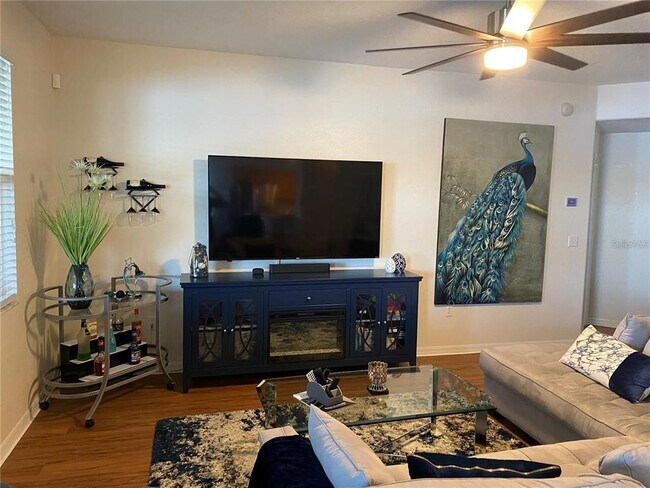 Building Photo - 3917 Serenade Ln