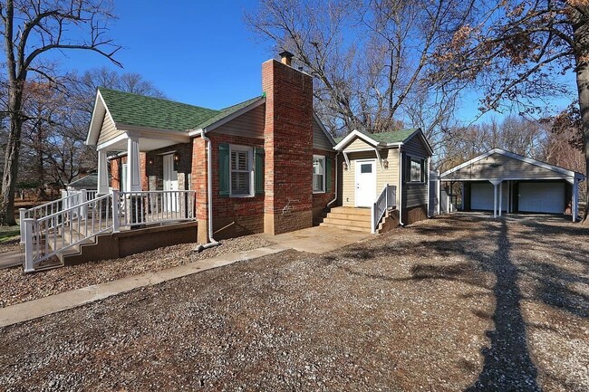 Building Photo - 1037 Prigge Rd