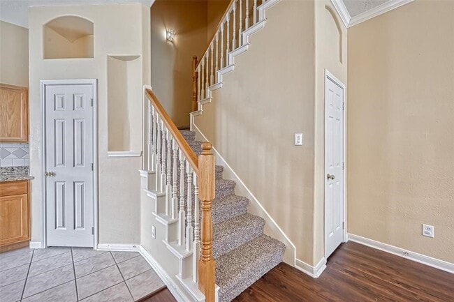 Building Photo - 2710 Grants Lake Blvd