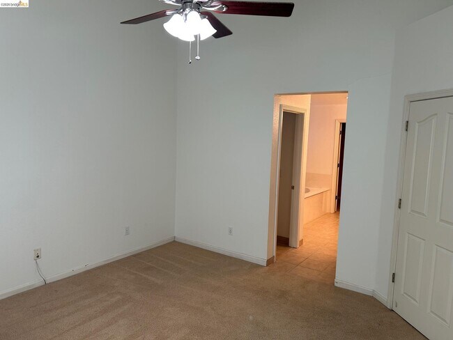 Building Photo - 501 Red Rome Ln