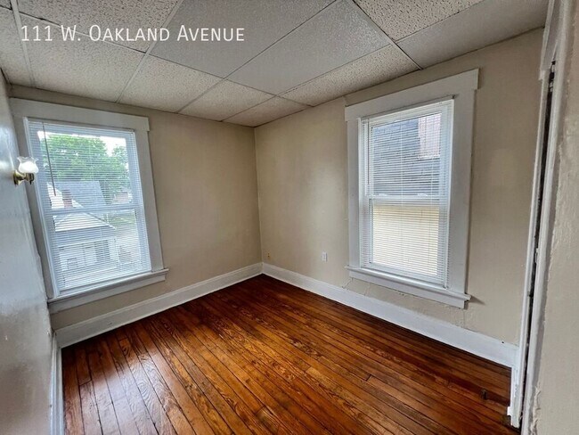 Building Photo - 111 W Oakland Ave
