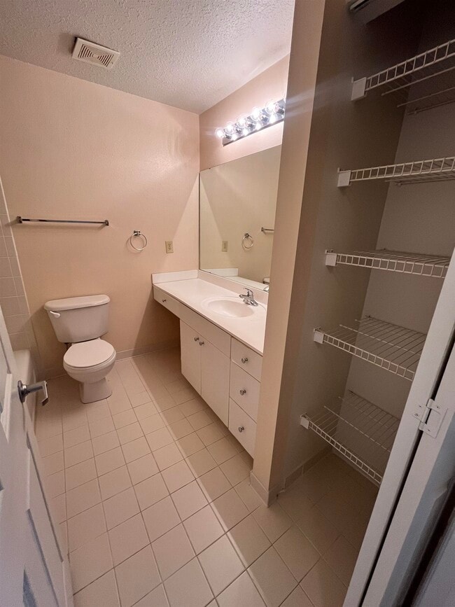 Building Photo - 21207 Harbour Vista Cir