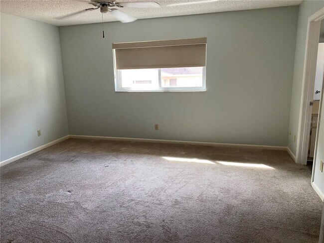 Building Photo - 8666 SW 92nd Ln