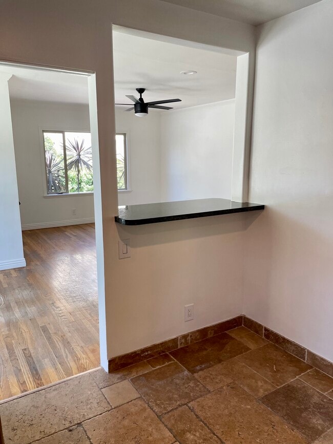 Building Photo - 9650 Lucerne Ave