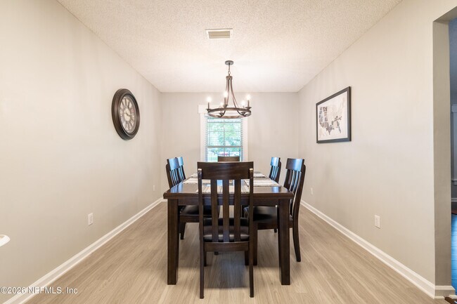 Building Photo - 4610 Saddlehorn Trail