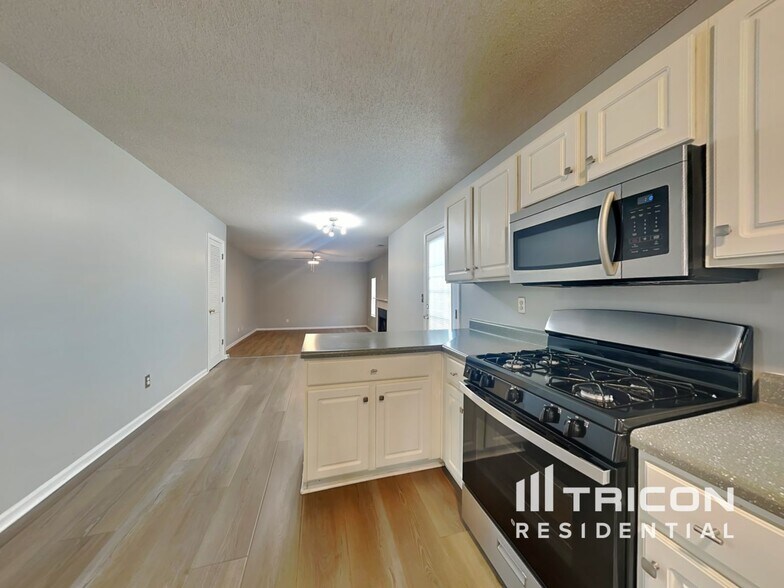 Building Photo - 6172 Wurtenburg Ct