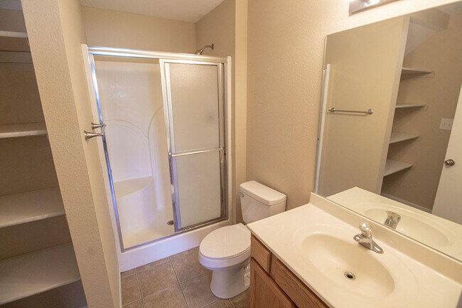 Building Photo - 5307 Currituck Ln