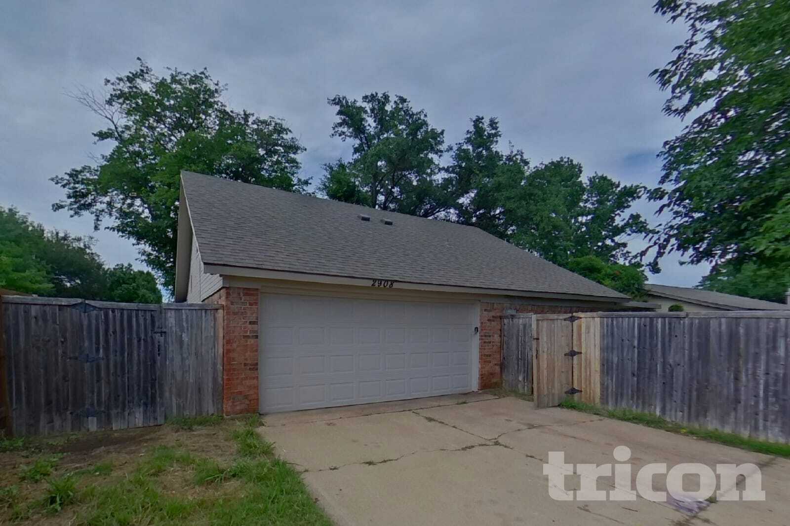 Building Photo - 2908 Lemmontree Ln