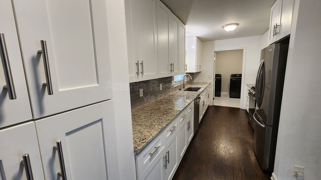 Building Photo - 3775 Tree Bark Trail