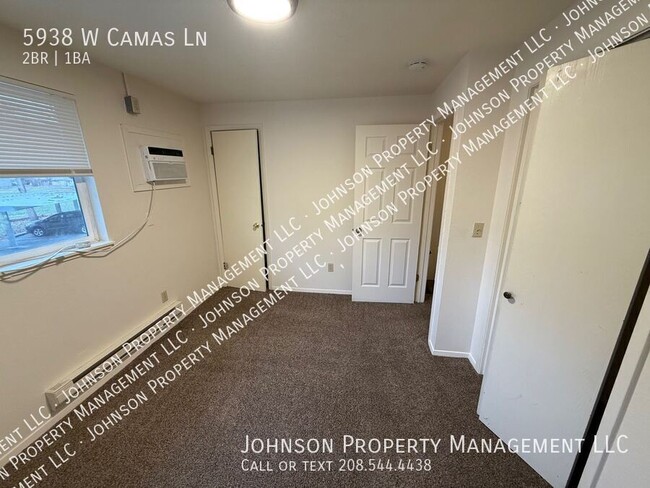 Building Photo - Camas Lane Apartments offer affordability ...