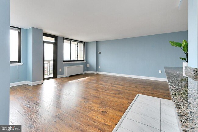 Building Photo - 801 N Pitt St