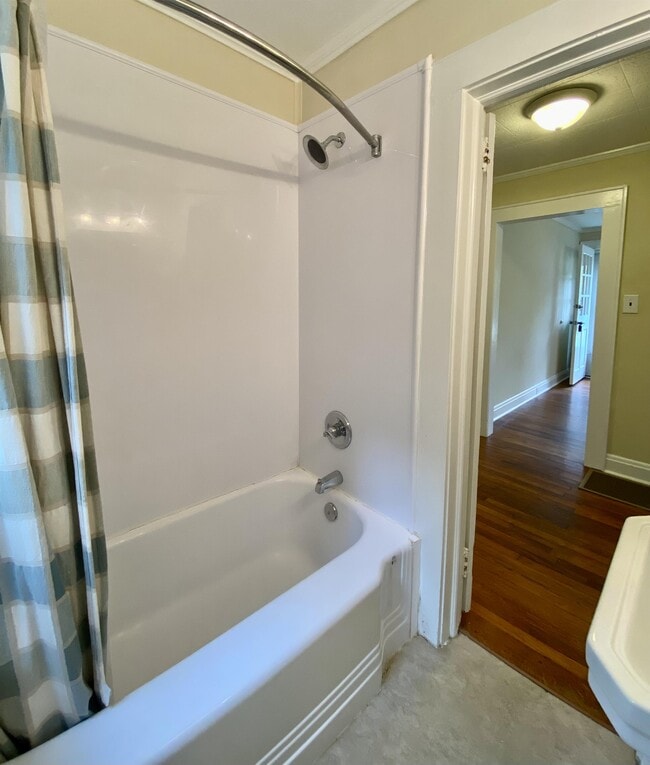 Building Photo - 3905 Pendergrass St