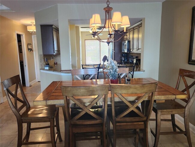 Building Photo - 6290 Bahia Del Mar Cir N