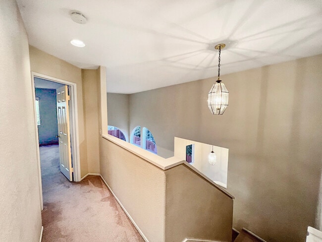 Building Photo - 593 Via Armado