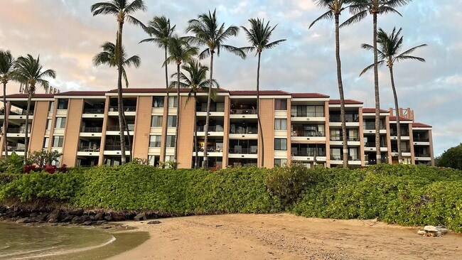 Building Photo - 30 Hauoli St