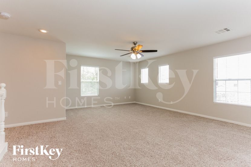 Building Photo - 8332 N Blazing Sky Ct