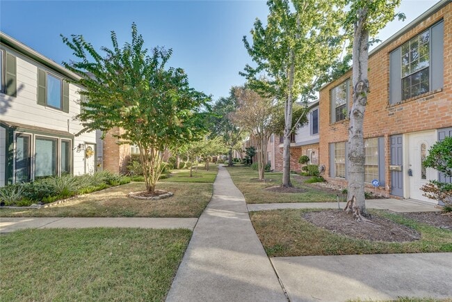 Building Photo - 14228 Misty Meadow Ln