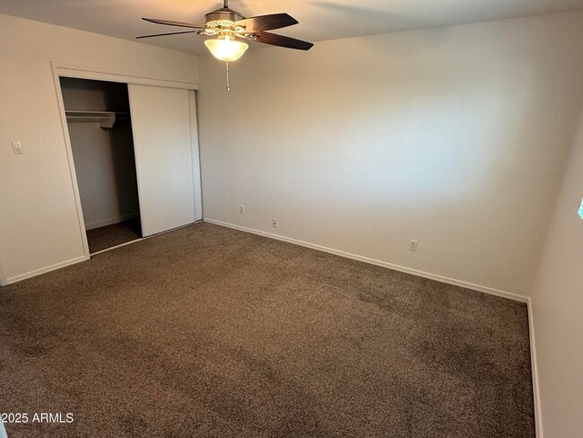 Building Photo - 944 E Concorda Dr