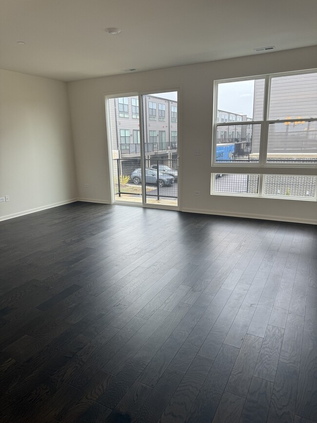 Building Photo - 1240 Landmark Ave