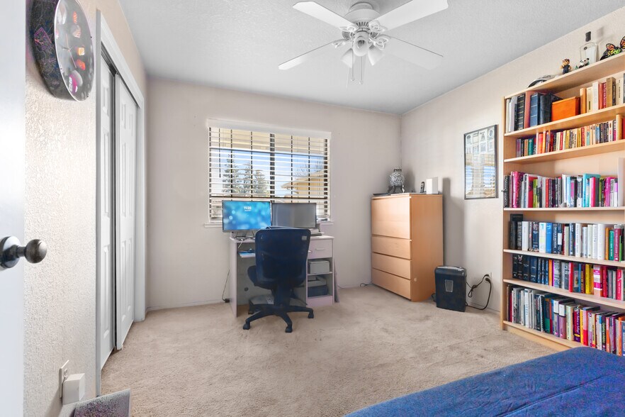 Building Photo - 9733 Northstar Ct