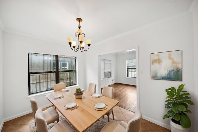 Building Photo - 406 Quitman St