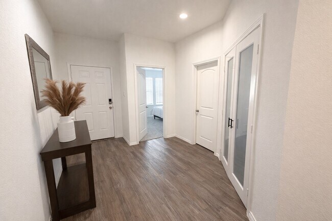 Building Photo - 3073 Emerald Ocean Dr