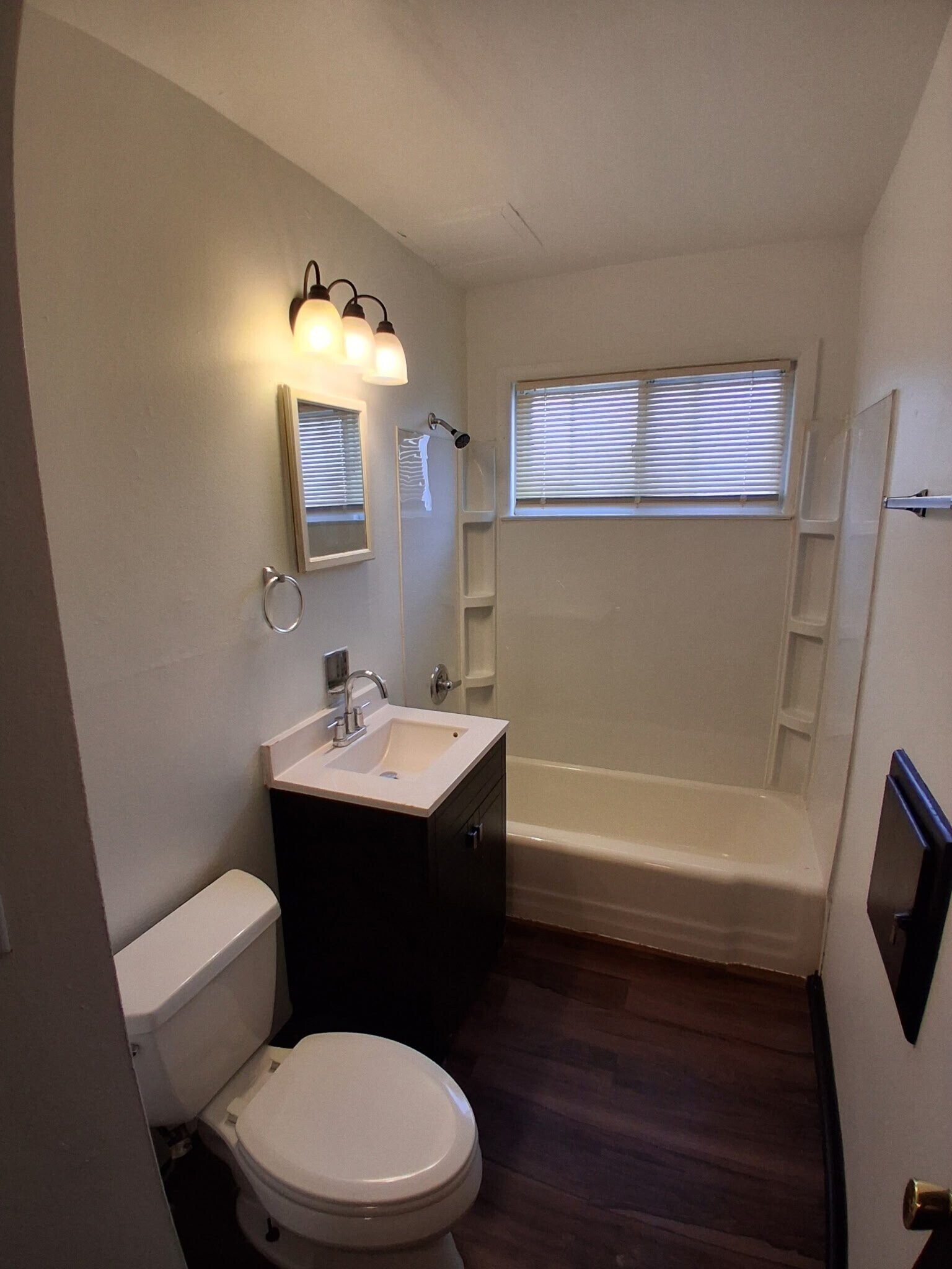 Building Photo - 4976 N 47th St