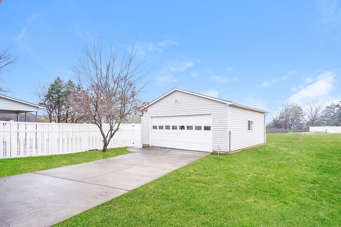 Building Photo - 26843 Whitt St